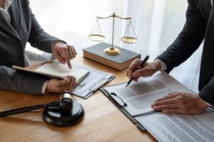 Breach of Contract Lawyer Near Me: 7 Mistakes to Avoid Before You Instruct
