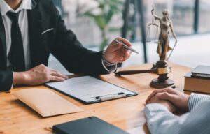 Commercial Dispute Insights 4 What to Prepare Before Speaking to a Construction Solicitor in Croydon